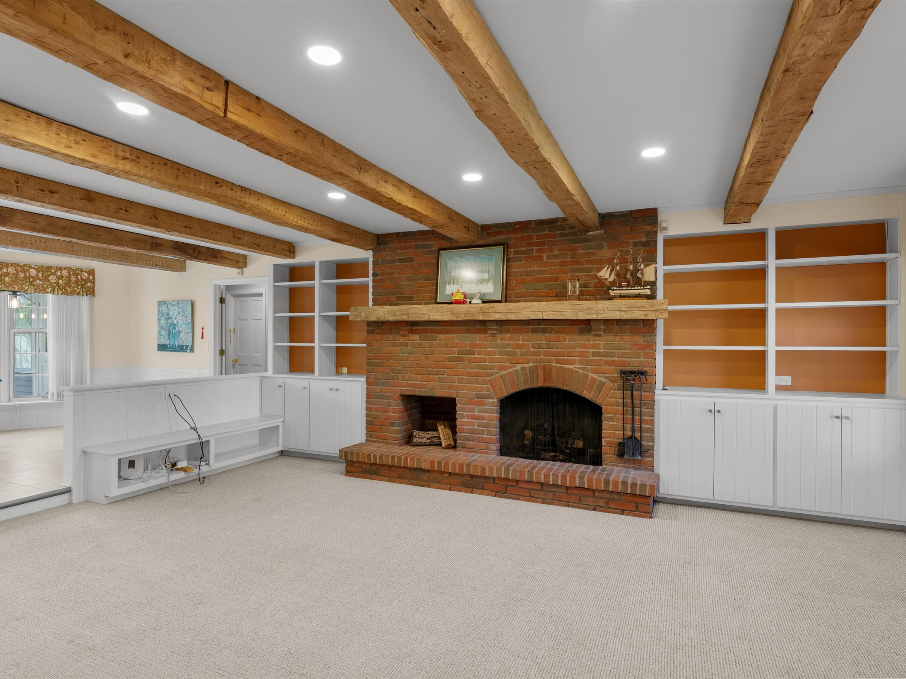 1127 Tanglewood Road Manitowoc, WI 54220 - Photo 32 of 72 32-031_2625342_09228