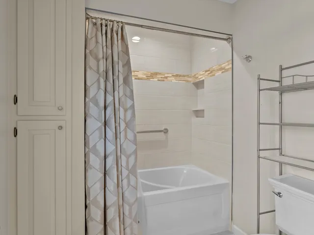 $579,000 | 1127 Tanglewood Road, Manitowoc, WI 54220