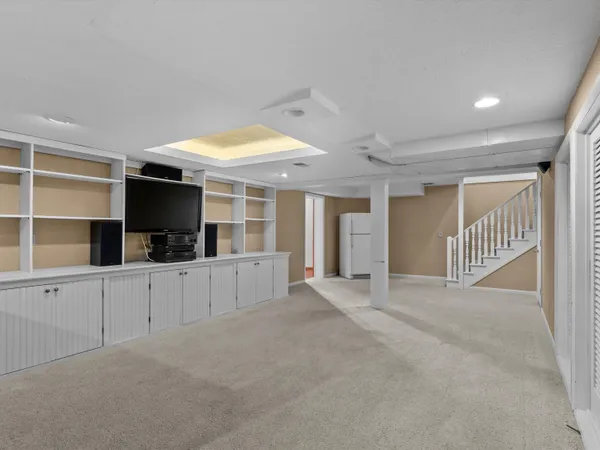 $549,000 | 1127 Tanglewood Road, Manitowoc, WI 54220