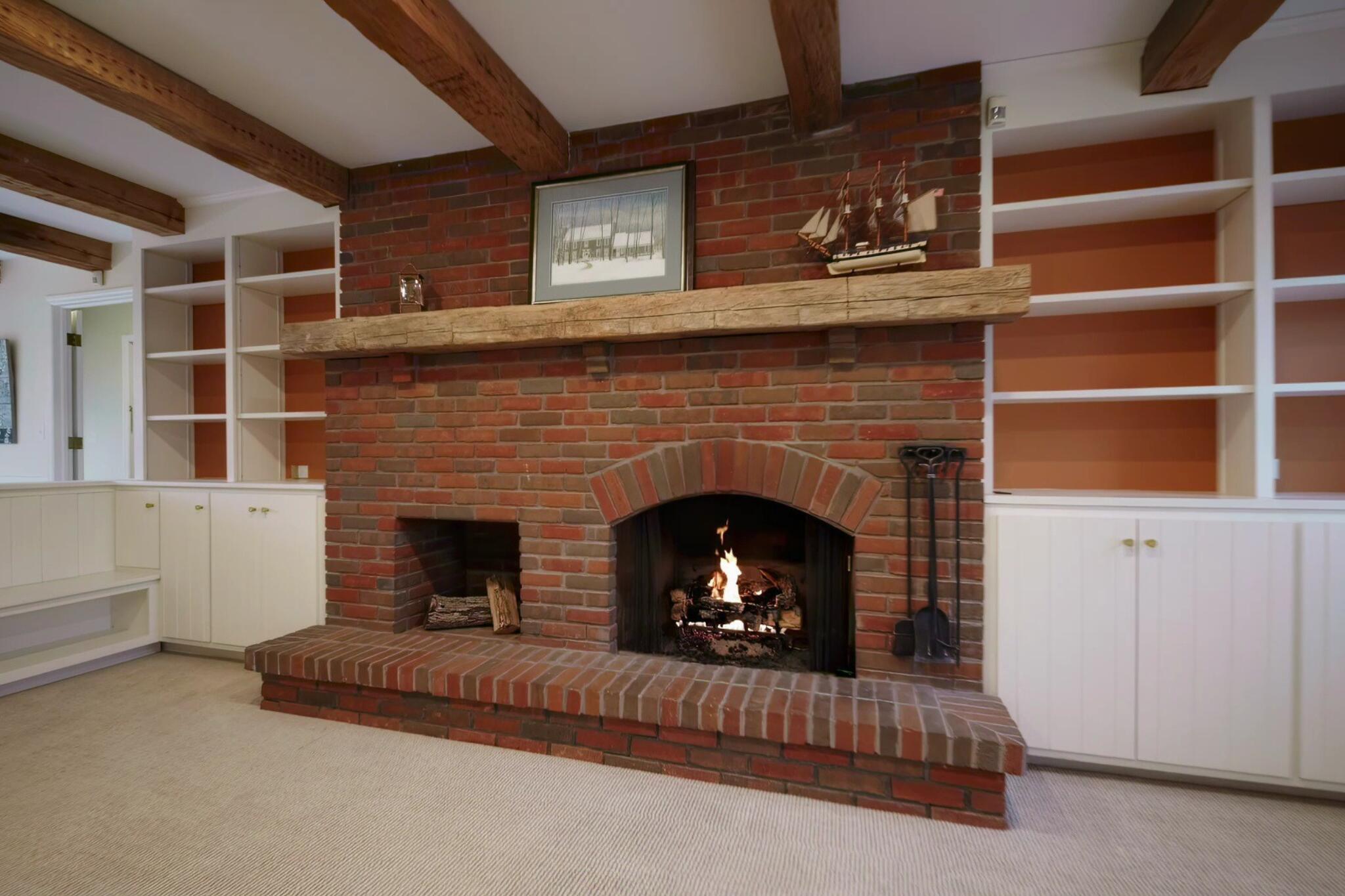 1127 Tanglewood Road Manitowoc, WI 54220 - Photo 4 of 72 1000015224