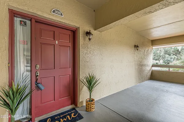 $2,500 | 2099 Winterbourne North, Unit 308, Orange Park, FL 32073