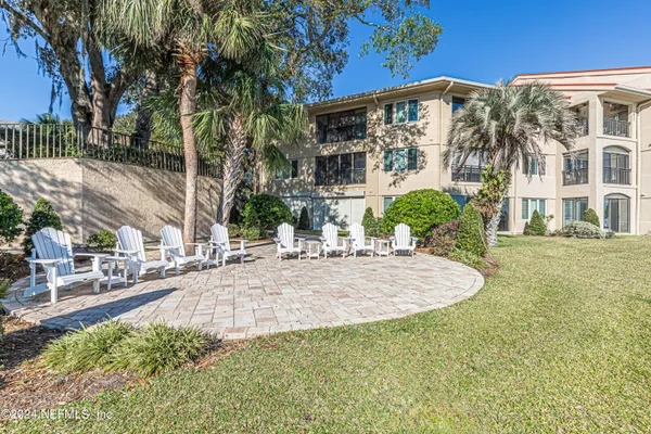 $2,500 | 2099 Winterbourne North, Unit 308, Orange Park, FL 32073