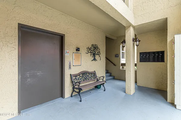 $2,500 | 2099 Winterbourne North, Unit 308, Orange Park, FL 32073