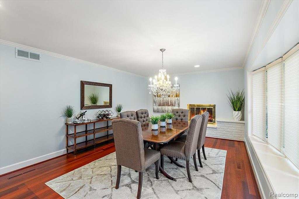 960 North Reading Road Bloomfield Hills, MI 48304 - Photo 18 of 43