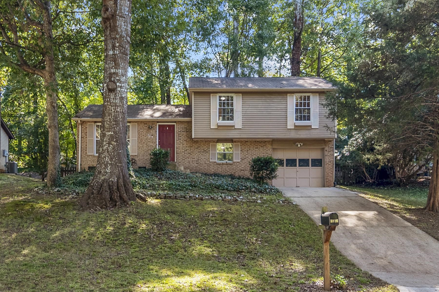 7317 Shellburne Drive Raleigh, NC 27612 - Photo 2 of 30 Photo 2