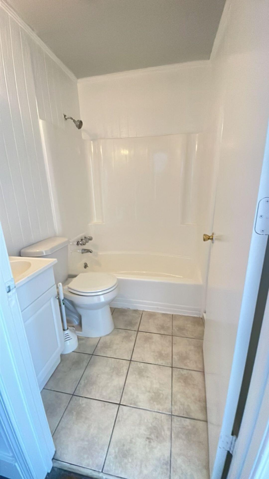 293 King Street, Unit 4 Charleston, SC 29401 - Photo 9 of 9 7