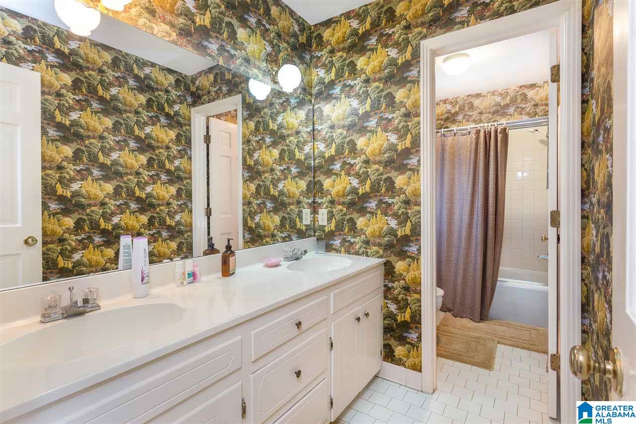 744 Hillyer High Road Anniston, AL 36207 - Photo 16 of 37
