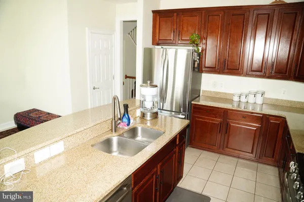 $699,999 | 43610 McKay Terrace, Chantilly, VA 20152