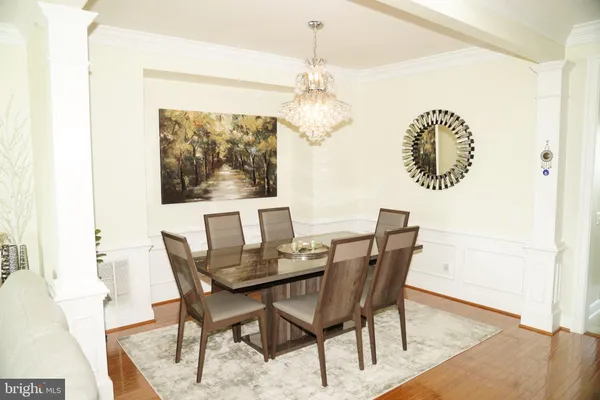 $699,999 | 43610 McKay Terrace, Chantilly, VA 20152