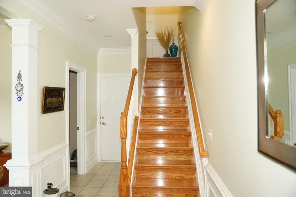 $699,999 | 43610 McKay Terrace, Chantilly, VA 20152