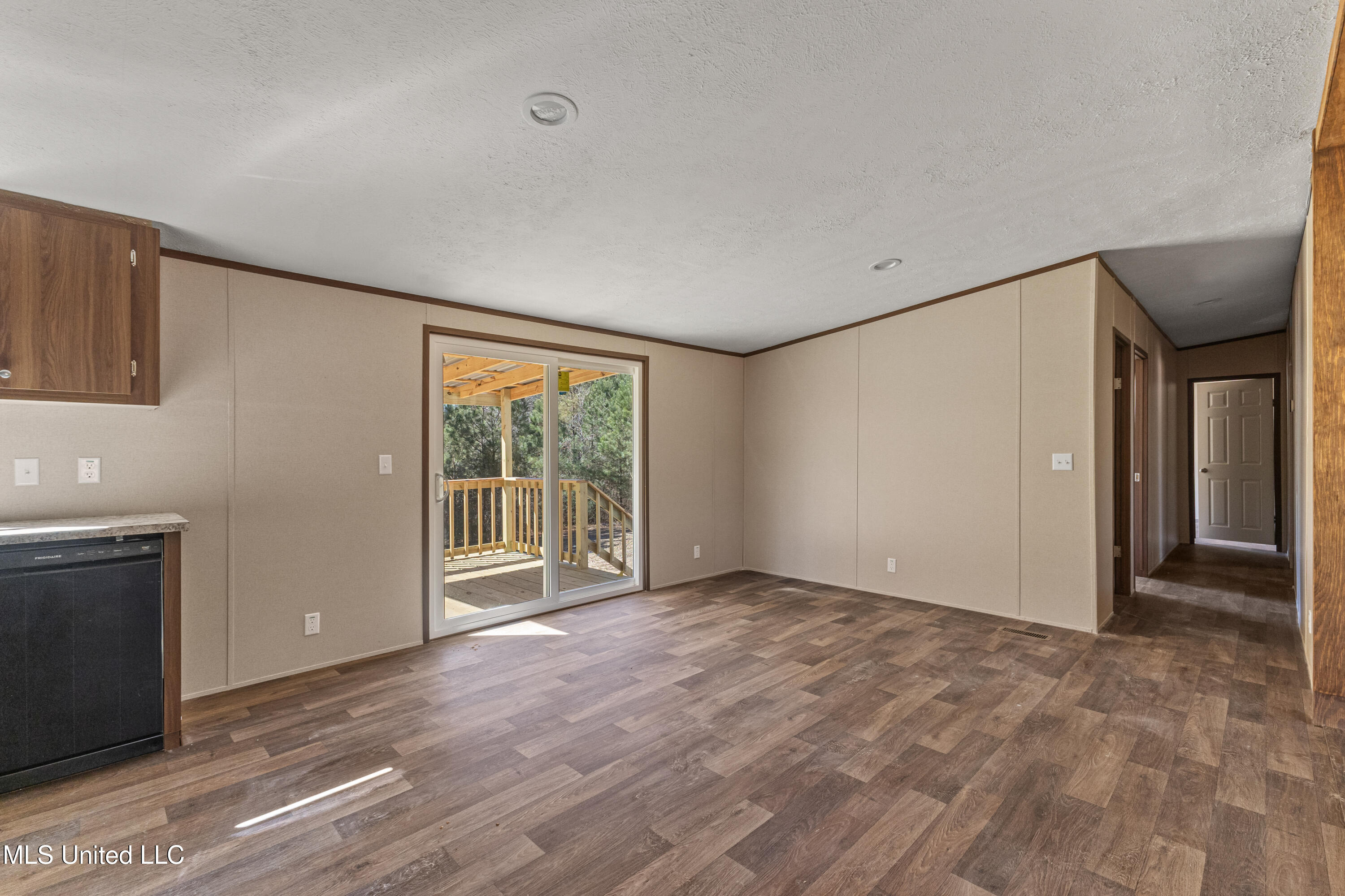 143 County Road 153 Laurel, MS 39443 - Photo 17 of 41 143_Co_Rd_153-17