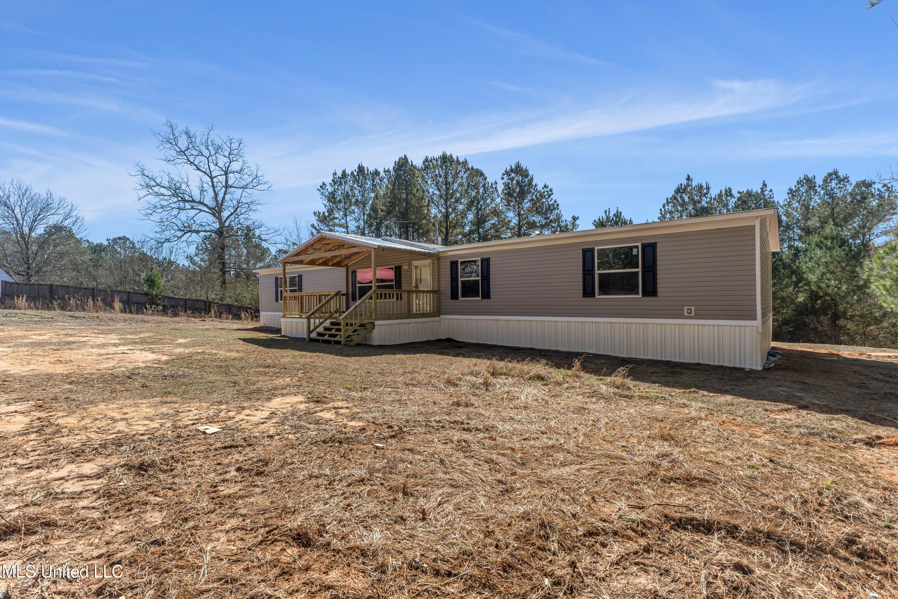 143 County Road 153 Laurel, MS 39443 - Photo 6 of 41 143_Co_Rd_153-4