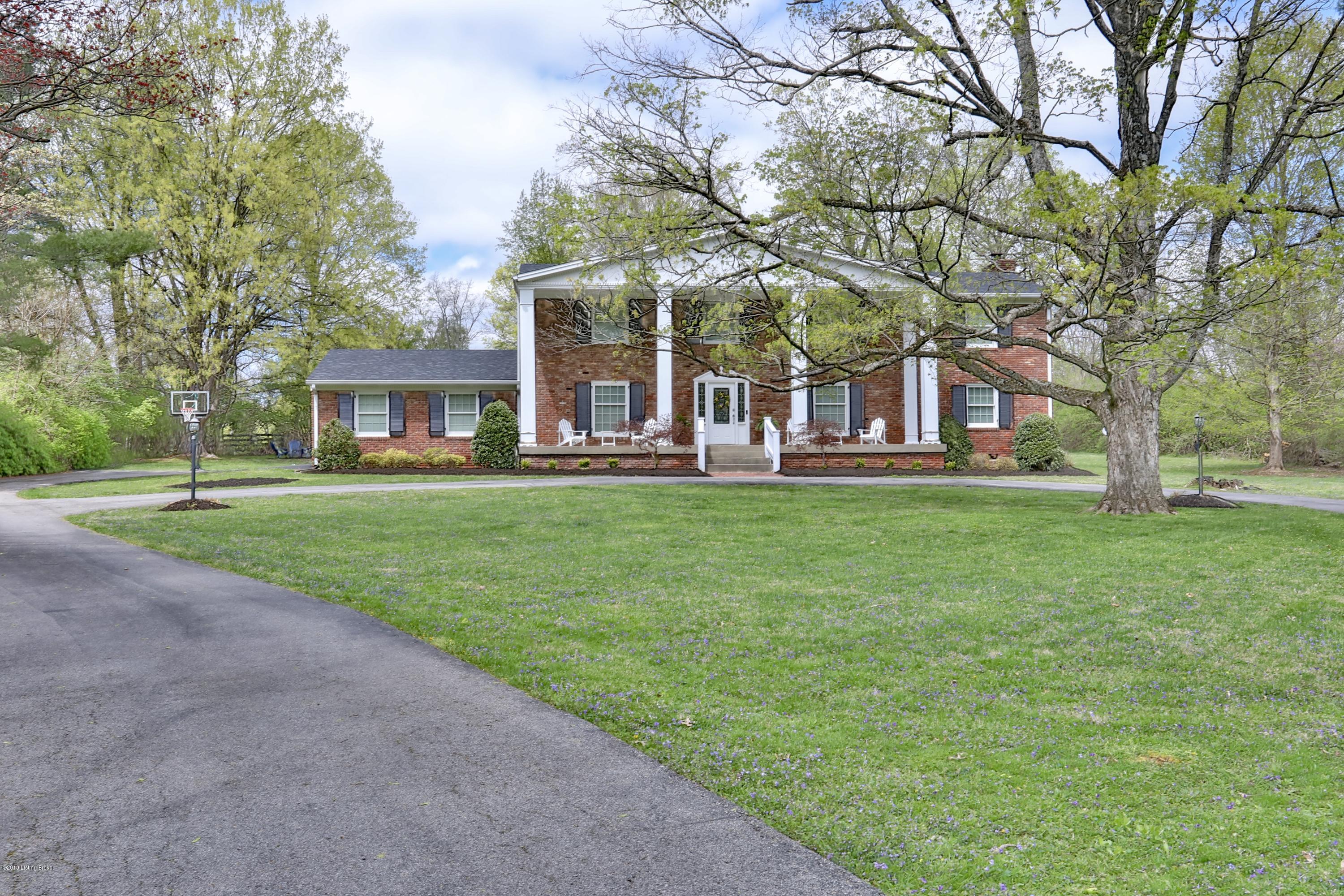 11505 Valley View Road Anchorage, KY 40223 - Photo 2 of 36 2-10
