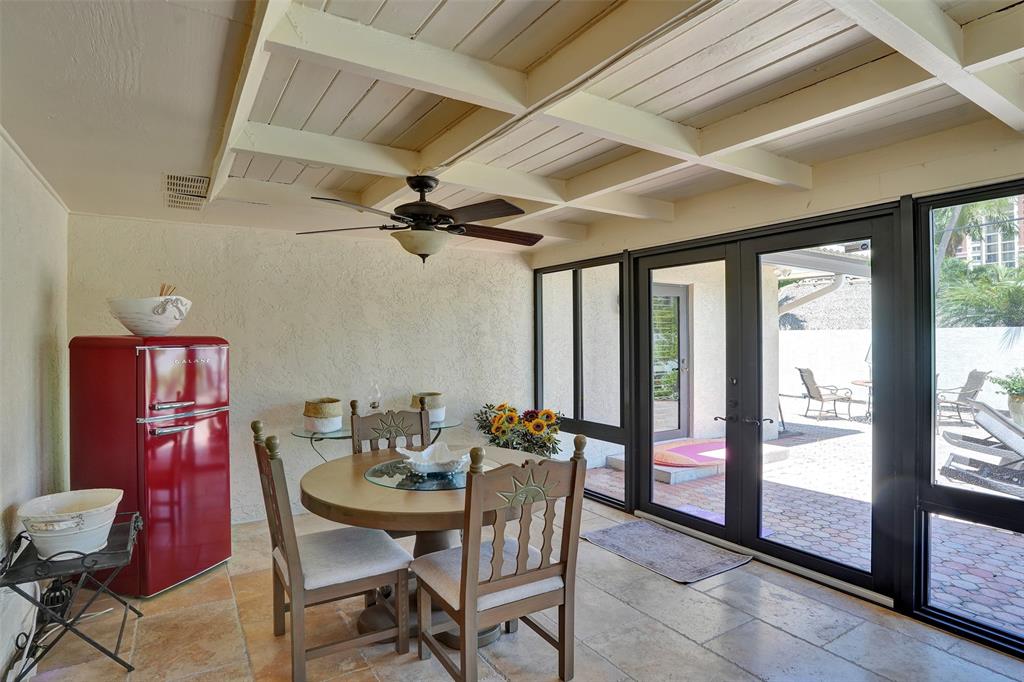 2000 Northeast 31st Avenue Fort Lauderdale, FL 33305 - Photo 37 of 47 a dining room with furniture and window