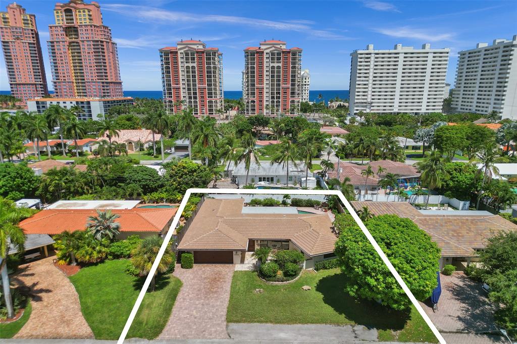 2000 Northeast 31st Avenue Fort Lauderdale, FL 33305 - Photo 4 of 47 a view of a city that has tall buildings