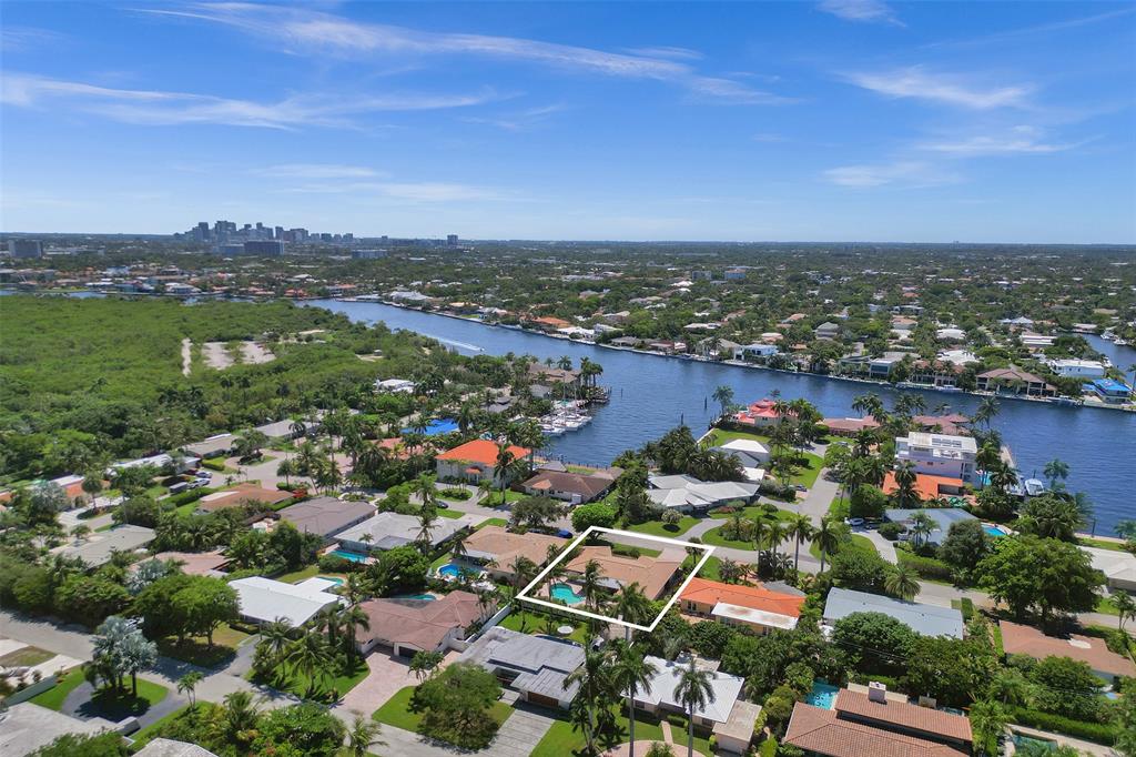 2000 Northeast 31st Avenue Fort Lauderdale, FL 33305 - Photo 46 of 47