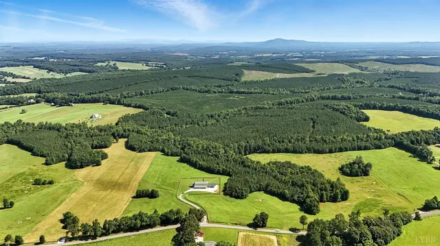 $785,000 | 1433 Piney Mountain Road, Appomattox, VA 24522