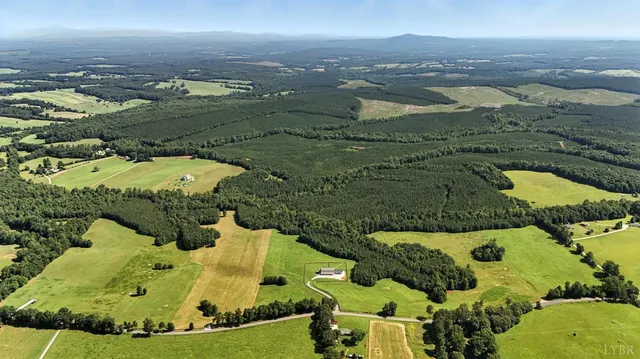$785,000 | 1433 Piney Mountain Road, Appomattox, VA 24522