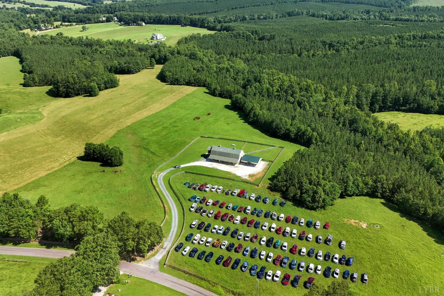 1433 Piney Mountain Road Appomattox, VA 24522 - Photo 9 of 68