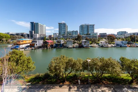 $859,000 | 325 Berry Street, Unit 717, San Francisco, CA 94158