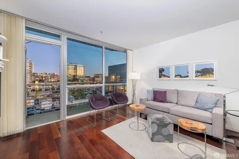 $859,000 | 325 Berry Street, Unit 717, San Francisco, CA 94158