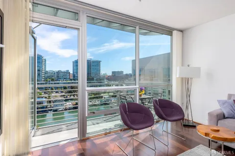 $859,000 | 325 Berry Street, Unit 717, San Francisco, CA 94158