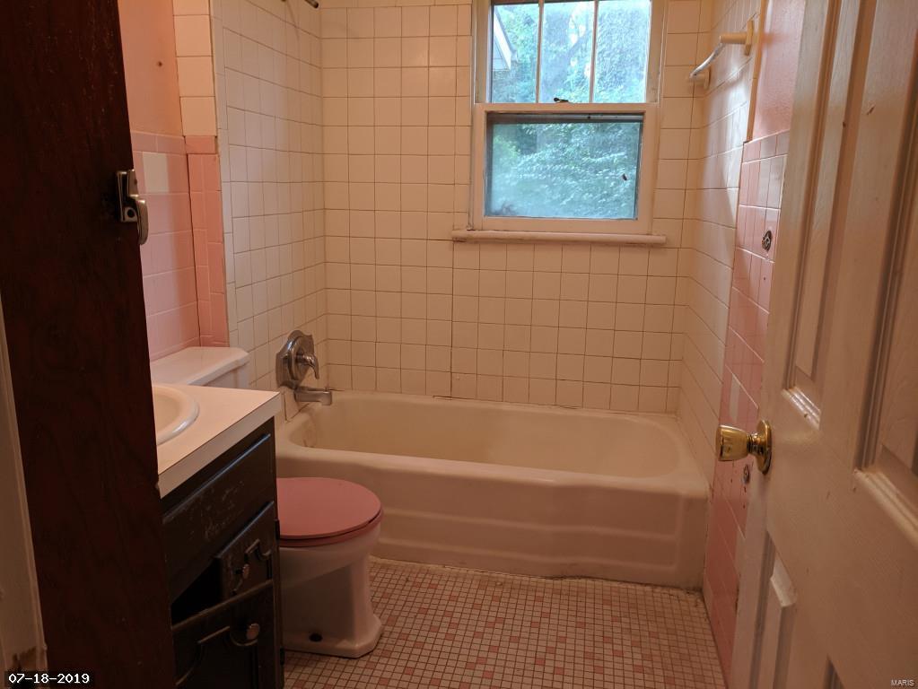 11710 Larimore Road St. Louis, MO 63138 - Photo 8 of 13