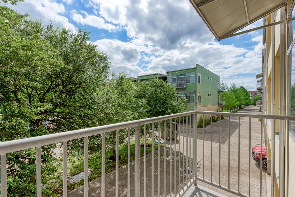 2401 East 6th Street, Unit 3046 Austin, TX 78702 - Photo 17 of 35