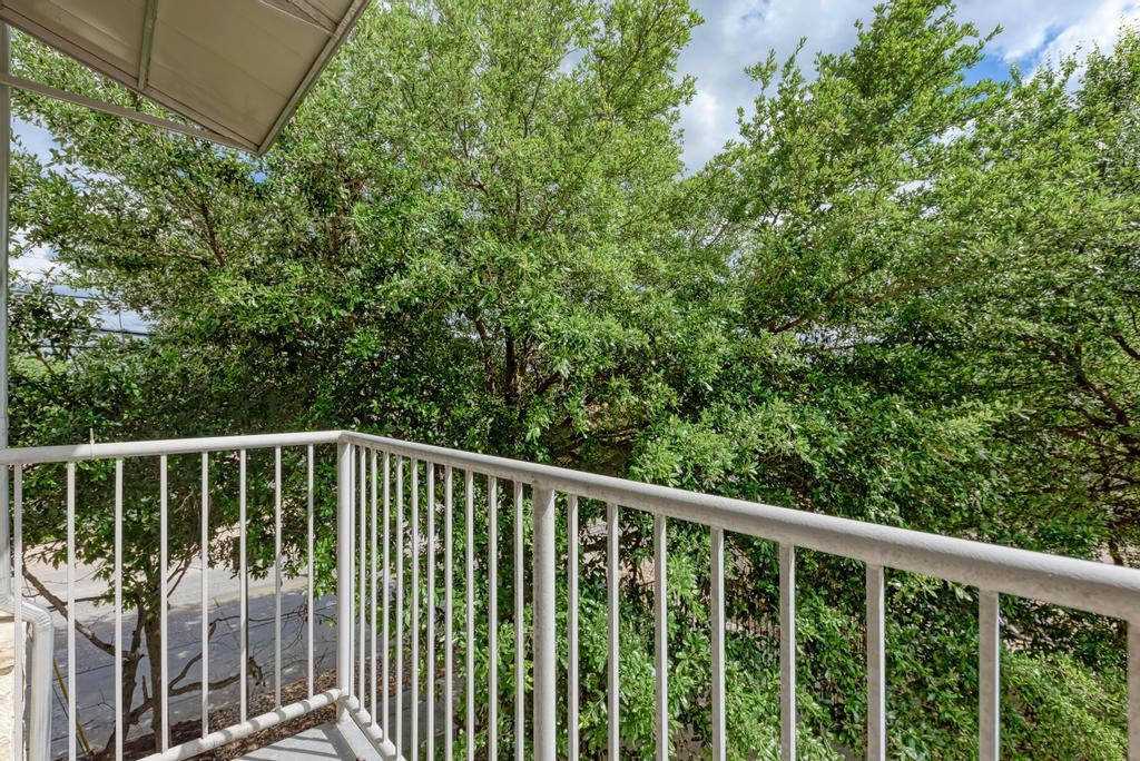 2401 East 6th Street, Unit 3046 Austin, TX 78702 - Photo 18 of 35 View of trees