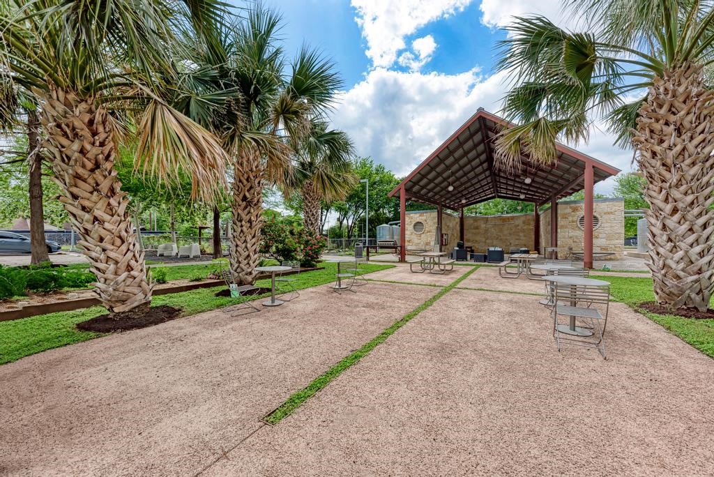 2401 East 6th Street, Unit 3046 Austin, TX 78702 - Photo 23 of 35 Community pavilion