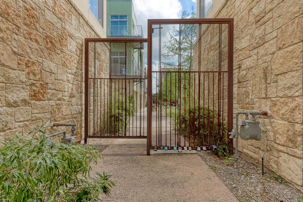 2401 East 6th Street, Unit 3046 Austin, TX 78702 - Photo 33 of 35 Pedestrian Gate