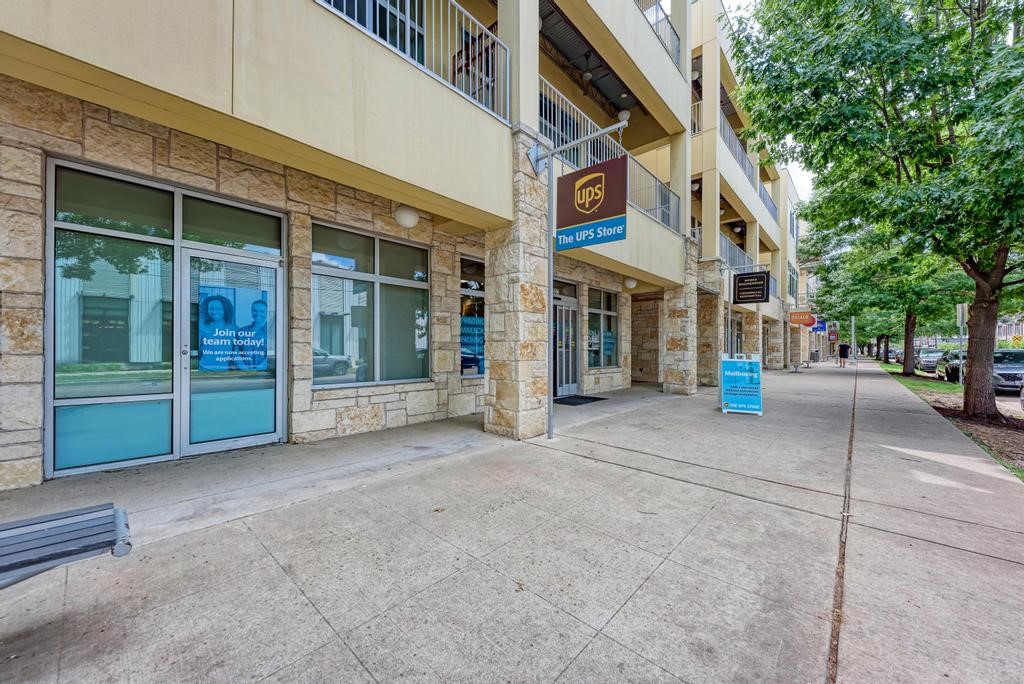 2401 East 6th Street, Unit 3046 Austin, TX 78702 - Photo 34 of 35 Building On-site retail