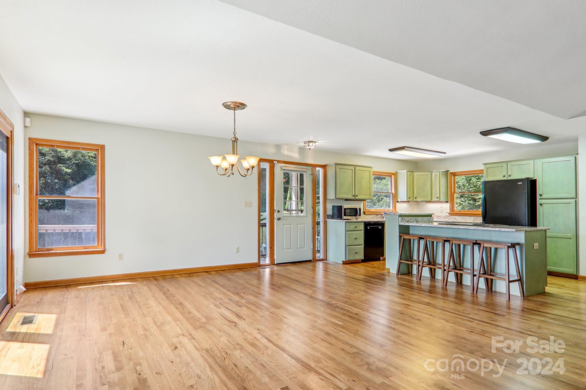 376 Higher Ground Ridge Waynesville, NC 28785 - Photo 13 of 47 Gallery Image 13