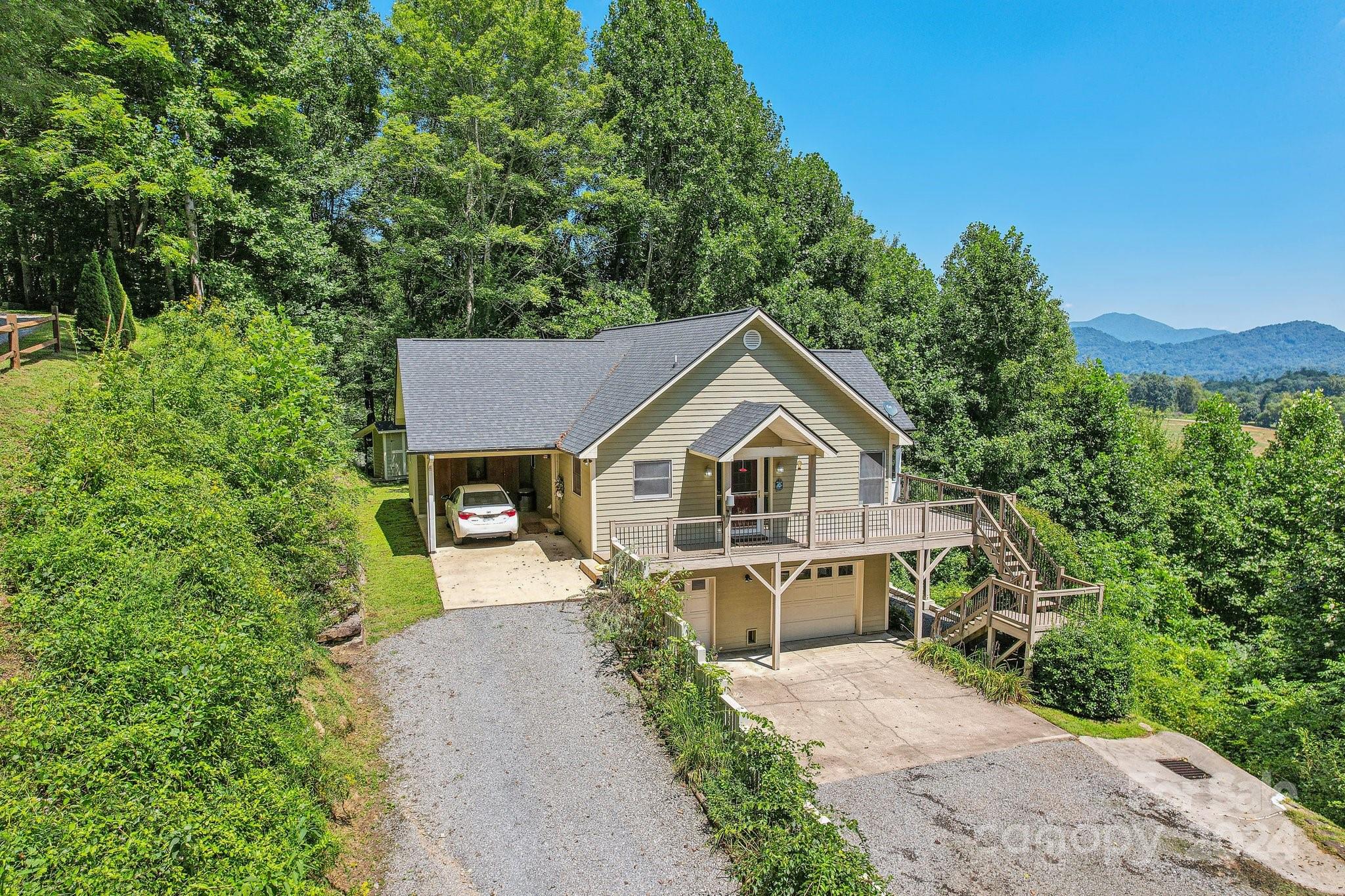 376 Higher Ground Ridge Waynesville, NC 28785 - Photo 3 of 47 Gallery Image 3