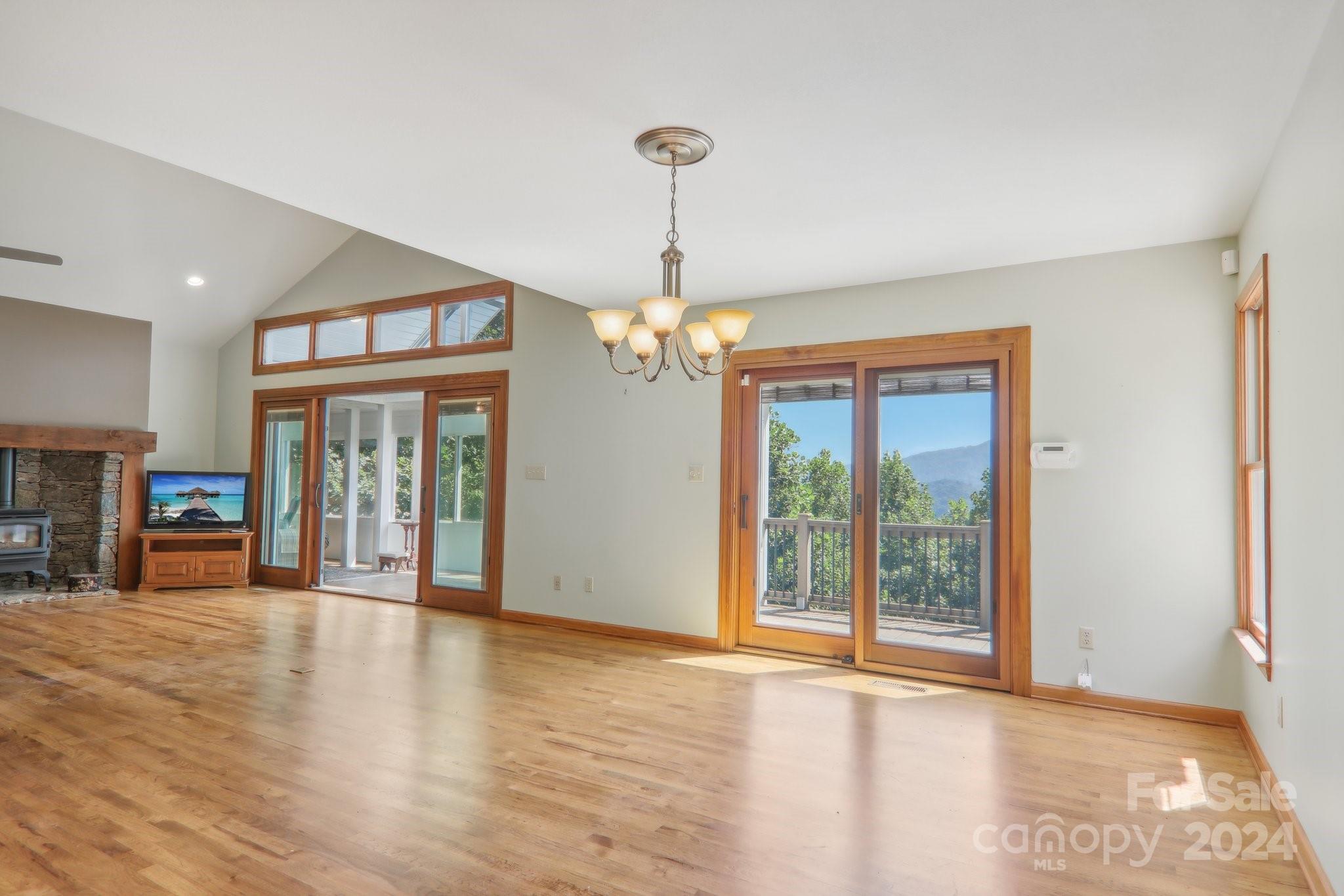 376 Higher Ground Ridge Waynesville, NC 28785 - Photo 6 of 47 Gallery Image 6