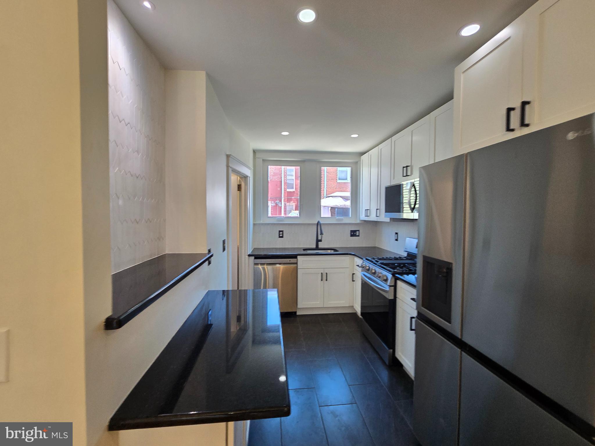 7441 Beverly Road Philadelphia, PA 19138 - Photo 12 of 56