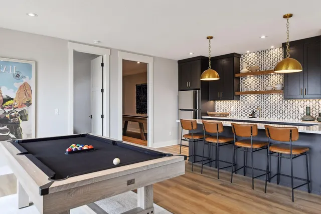 $1,979,821 | 5523 Game Farm, Victoria, MN 55318