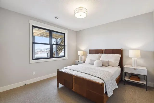 $1,979,821 | 5523 Game Farm, Victoria, MN 55318