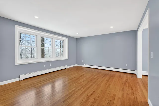 $690,000 | 259 Pleasant Hill Road, Scarborough, ME 04074