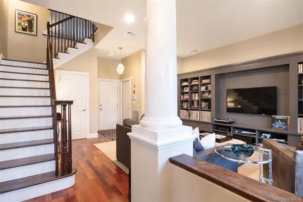 $1,995,000 | 35 1st Street, Pelham, NY 10803