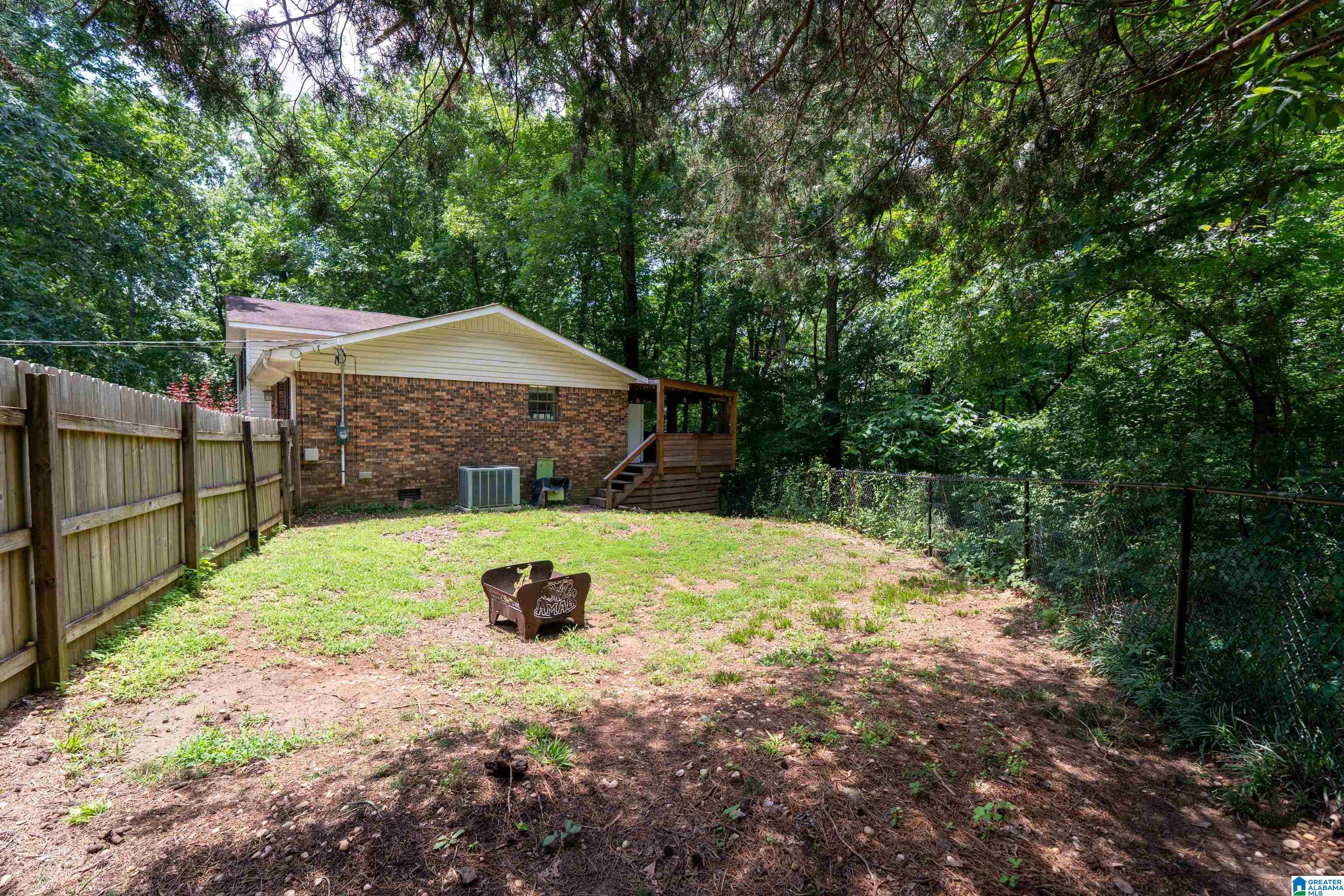 325 Ridgewood Drive Hayden, AL 35079 - Photo 3 of 67