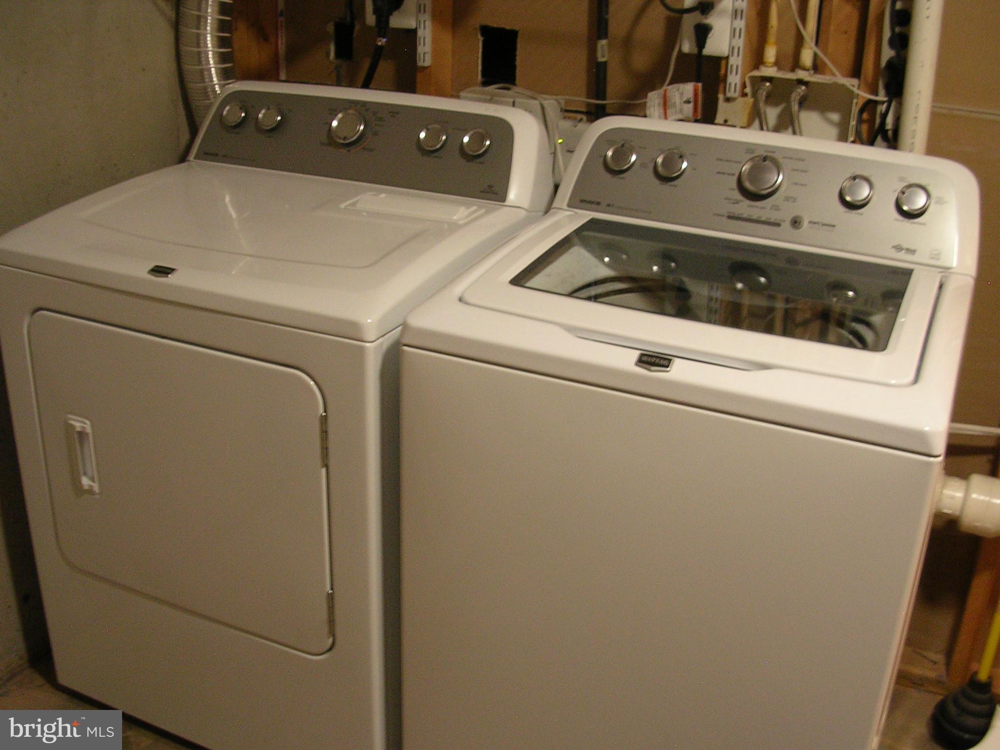 32 Bellhurst Way Nottingham, MD 21236 - Photo 25 of 28 Utility Room includes washer and dryer