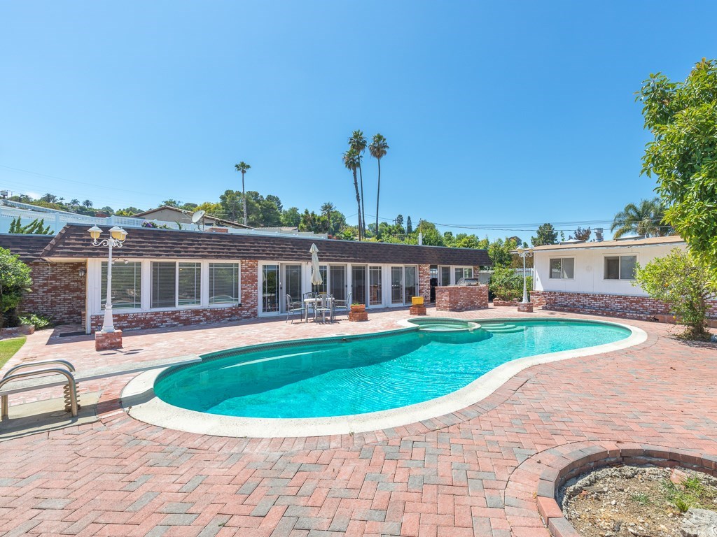 1 Saddle Road Rancho Palos Verdes, CA 90275 - Photo 1 of 1