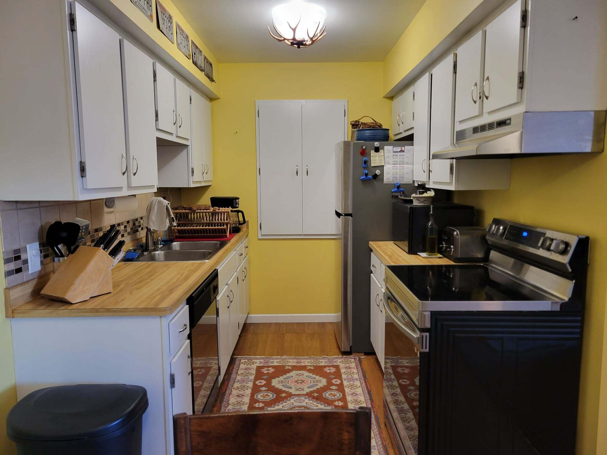 8322 West Howard Avenue, Unit 2 Milwaukee, WI 53220 - Photo 11 of 45 012af6db-2397-48b8-a580-143894ede93a