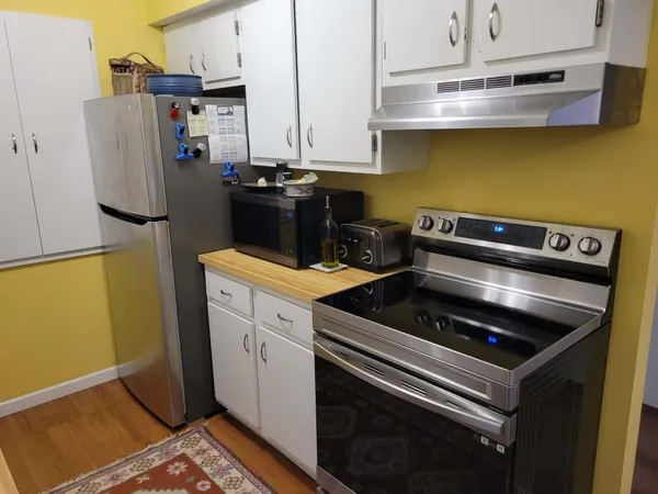 $162,500 | 8322 West Howard Avenue, Unit 2, Milwaukee, WI 53220