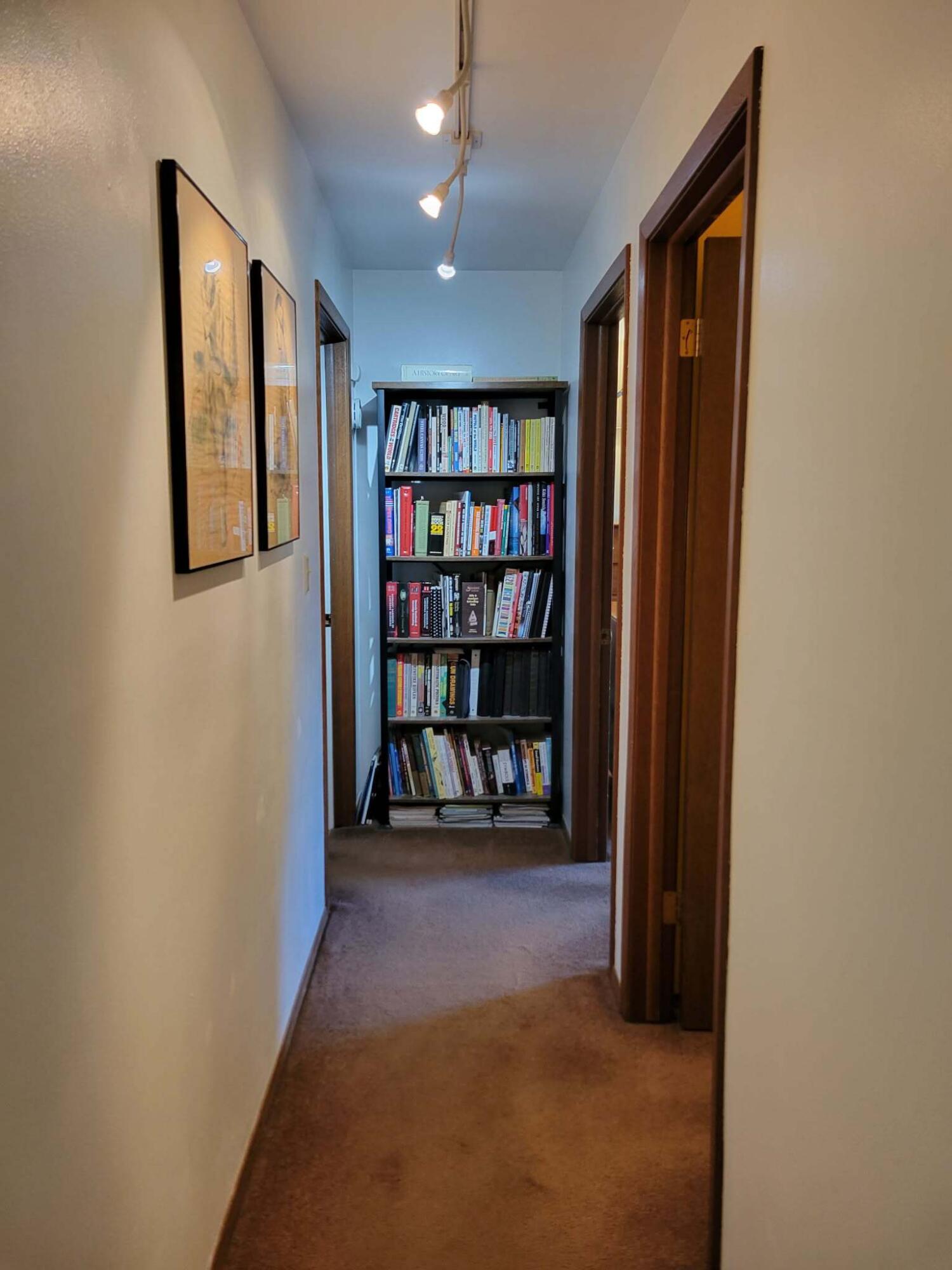 8322 West Howard Avenue, Unit 2 Milwaukee, WI 53220 - Photo 17 of 45 fcb77d6e-8a0e-4626-b4fa-6ab8db341d3a