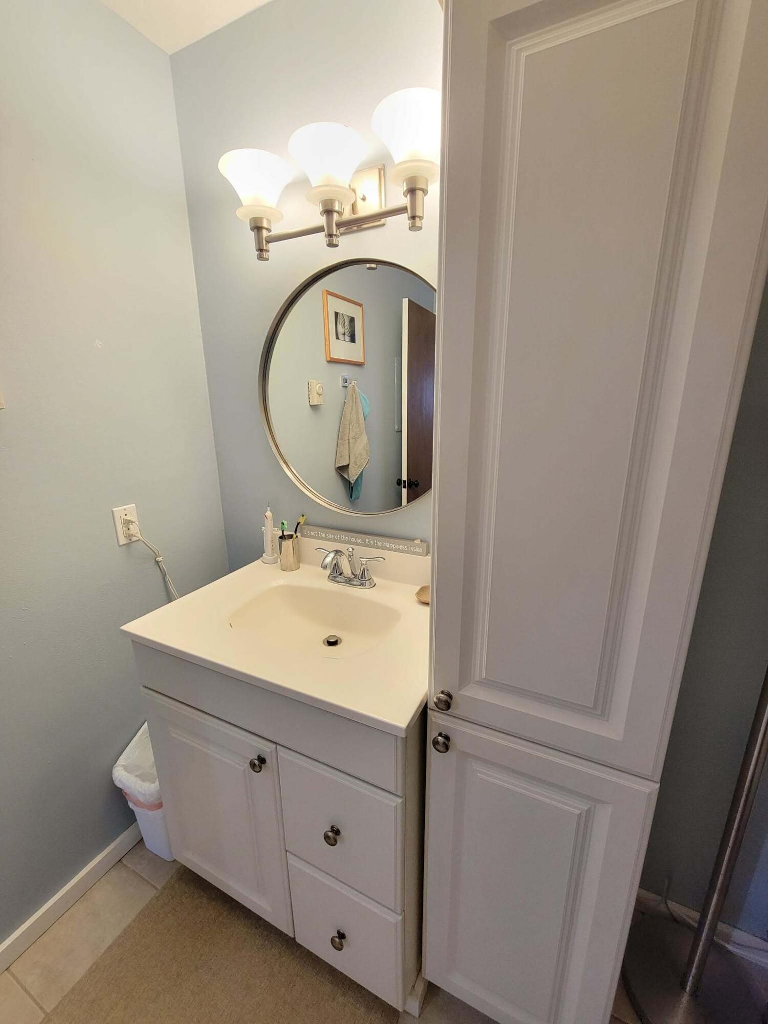 8322 West Howard Avenue, Unit 2 Milwaukee, WI 53220 - Photo 28 of 45 056e8886-e957-4dca-9298-d42048083db5