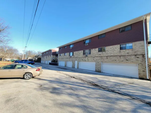 $162,500 | 8322 West Howard Avenue, Unit 2, Milwaukee, WI 53220