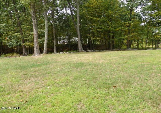 133 Oak Ridge Drive Milford, PA 18337 - Photo 11 of 12