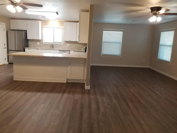 $2,300 | 1005 Monroe Avenue, Buckeye, AZ 85326